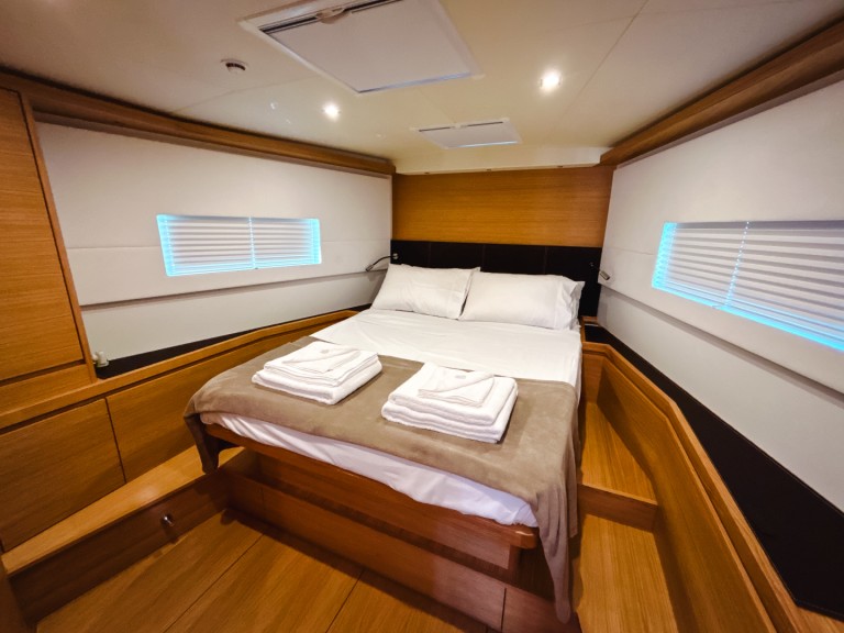 YachtCharter in Salerno - Solaris Solaris 50 auf SamBoat