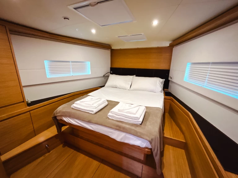 YachtCharter in Salerno - Solaris Solaris 50 auf SamBoat