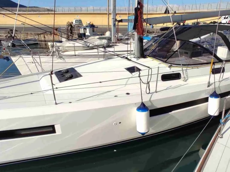 Bootsverleih Jeanneau Sun Loft 47 Agropoli Samboat