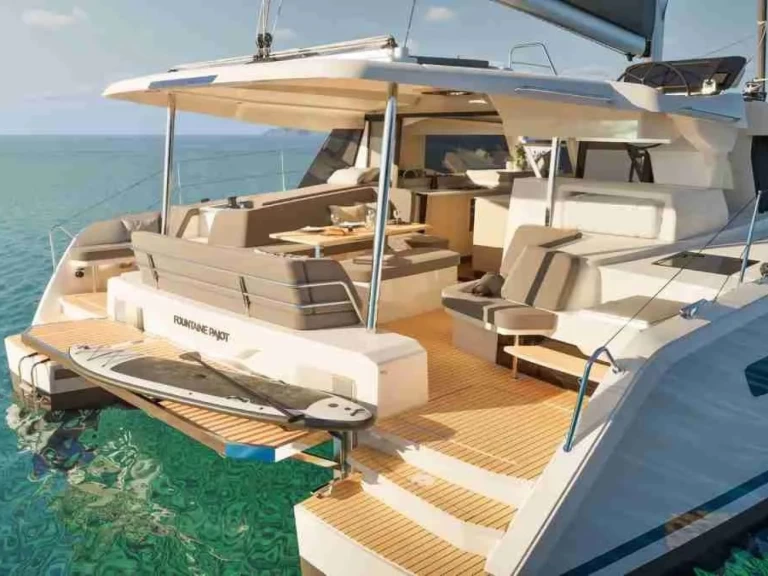 Bootsverleih Fountaine Pajot New 41 Rodi Garganico Samboat