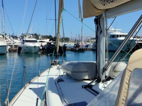 YachtCharter in Gouviá - Bénéteau Oceanis 48 auf SamBoat