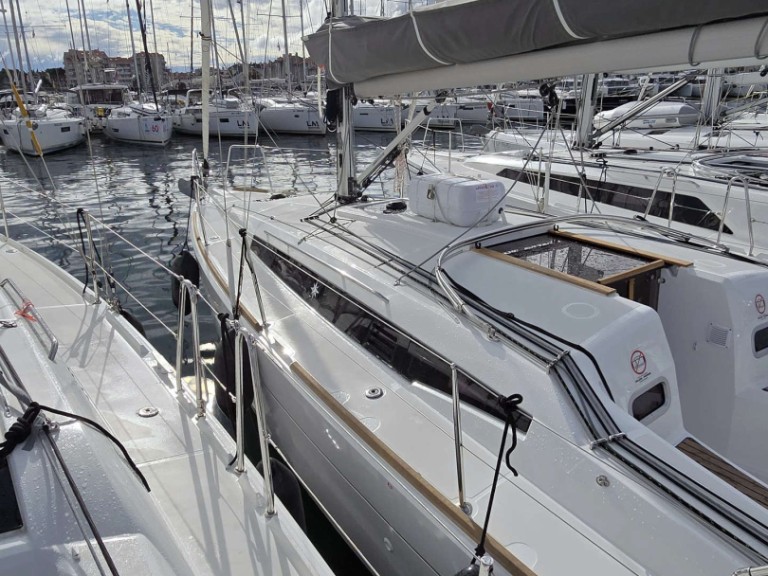 Segelboot mieten in Biograd na Moru - Jeanneau Sun Odyssey 349