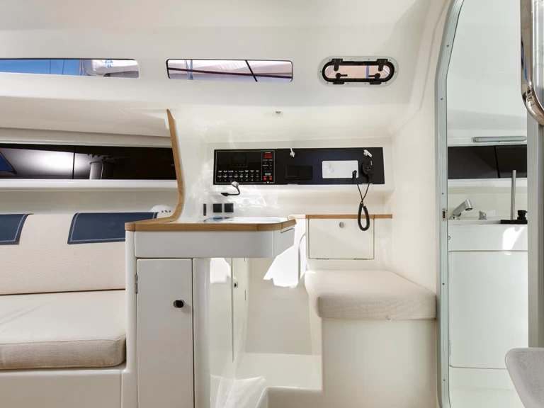 Vermietung Segelboot Italia Yachts mit Führerschein