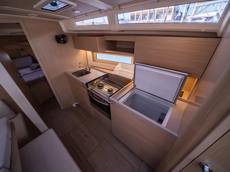 Vermietung Segelboot Bénéteau mit Führerschein