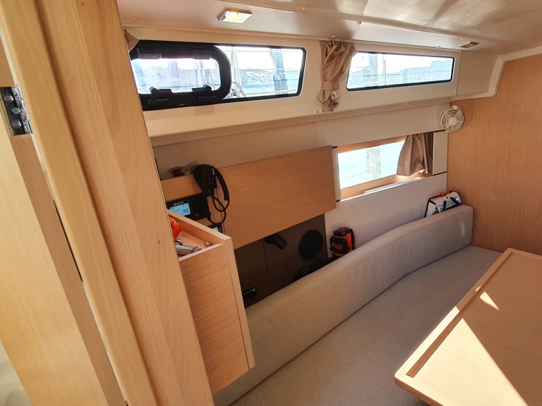 Boot mieten Olbia günstig Oceanis 38 (3/2)