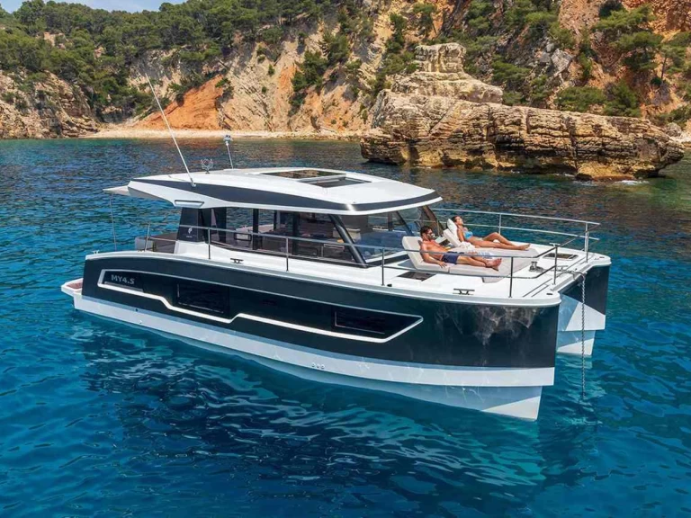 Bootsverleih Fountaine Pajot Fountaine Pajot MY 40 Phuket Yacht Haven Marina Samboat