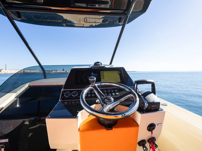 Vermietung Motorboot LILIBAEUM YACHT mit Führerschein