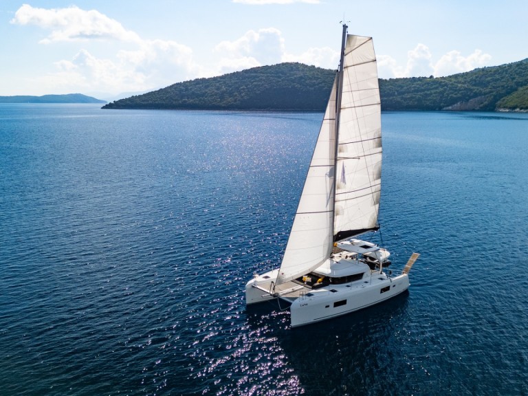 Vermietung Katamaran Lagoon mit Führerschein