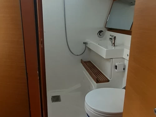 Vermietung Segelboot Jeanneau mit Führerschein