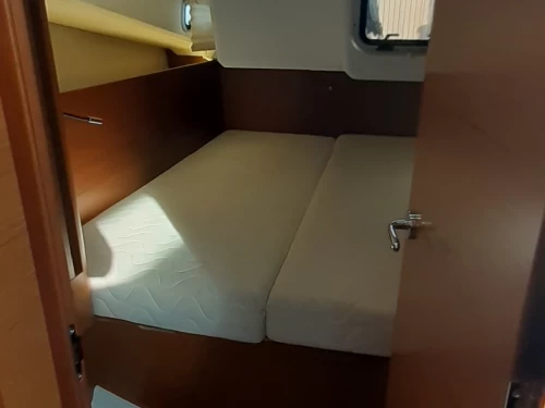 Jeanneau Sun Odyssey 440 mieten Olbia