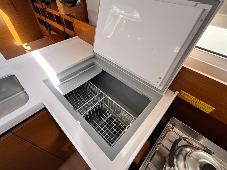 Vermietung Segelboot Jeanneau mit Führerschein