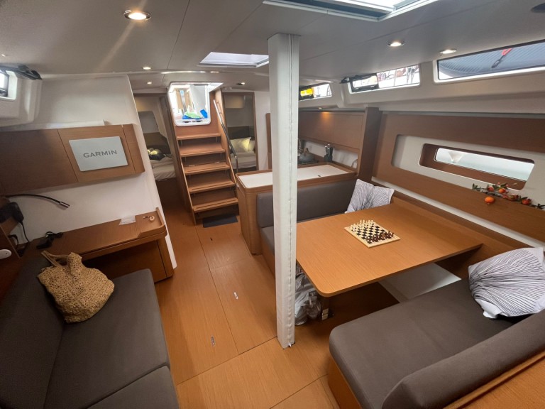 Boot mieten Split günstig First 44