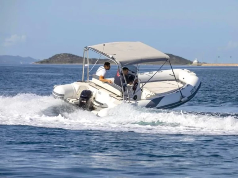 Schlauchboot mit oder ohne Skipper Bsc mieten in Preko