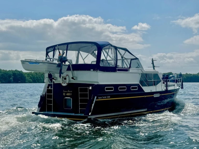 Motoryacht Aqua Yacht 1200 mieten Waren (Müritz)