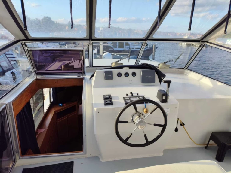 YachtCharter in Waren (Müritz) - Motoryacht Aqua Yacht 1200 auf SamBoat