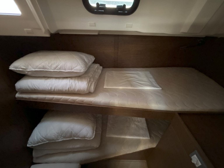 Vermietung Segelboot Bénéteau mit Führerschein