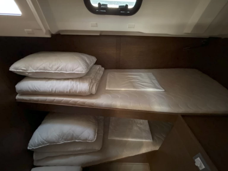 Vermietung Segelboot Bénéteau mit Führerschein