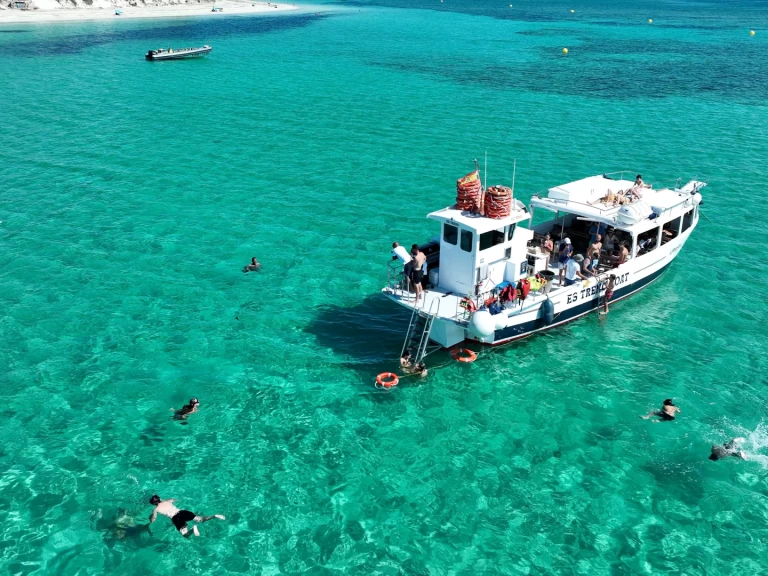 Vermietung Motorboot ASTILLEROS Y VARADEROS DE TARRAGONA mit Führerschein