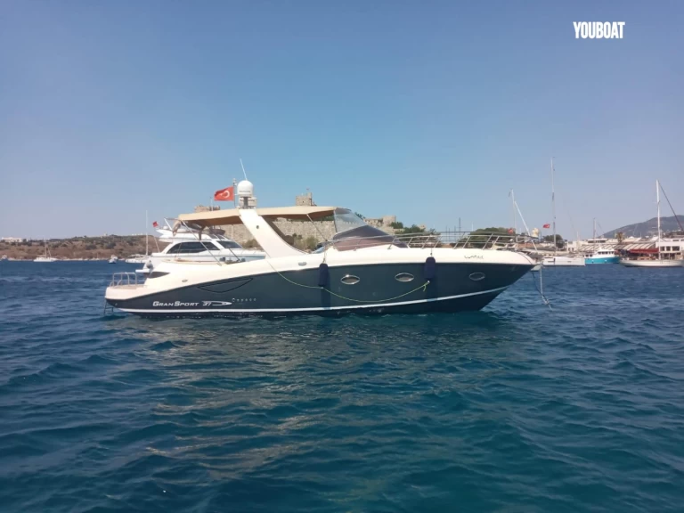 Ein Mano Marine Mano Marine 37 Grand S mieten in Göcek
