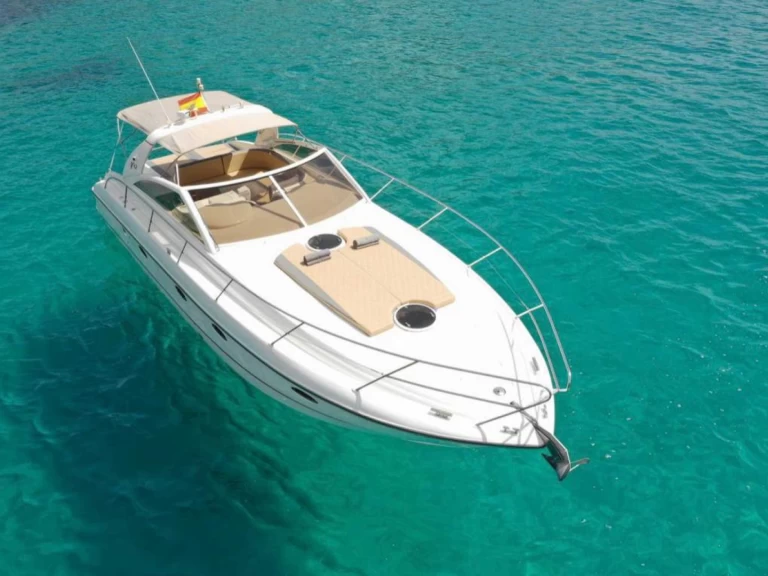 Ein Princess v45 mieten in Marbella