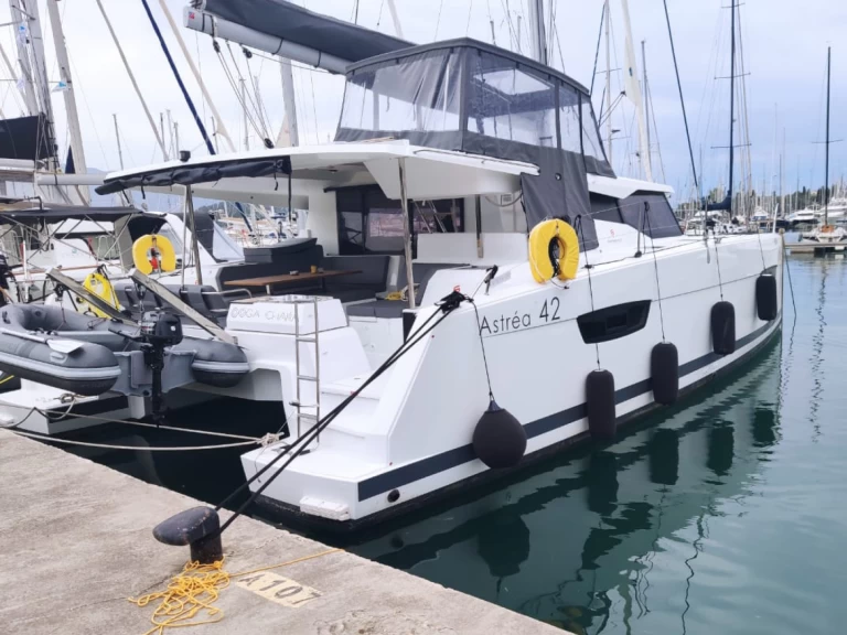 Vermietung Katamaran Fountaine Pajot mit Führerschein