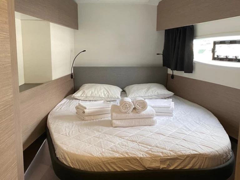 Katamaran mit oder ohne Skipper Fountaine Pajot mieten in Níkiti