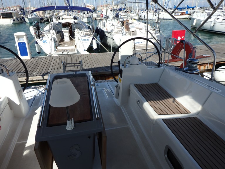 YachtCharter in Lefkáda - Bénéteau Oceanis 48 auf SamBoat