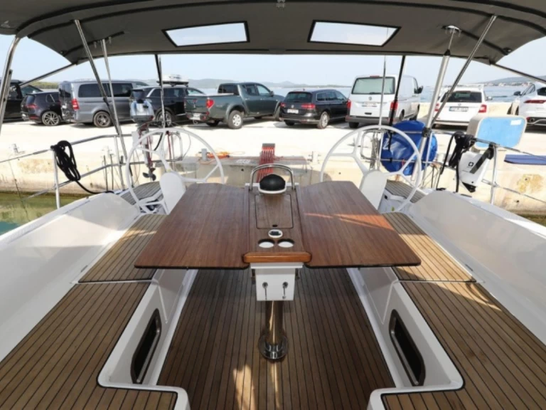 Segelboot mit oder ohne Skipper Bavaria mieten in Biograd na Moru