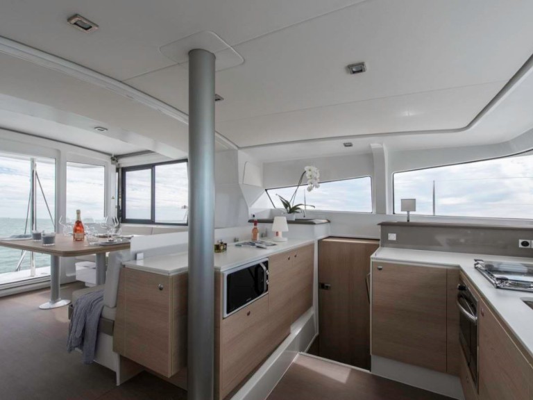 YachtCharter in Kotor - Bali Bali 4.0 auf SamBoat