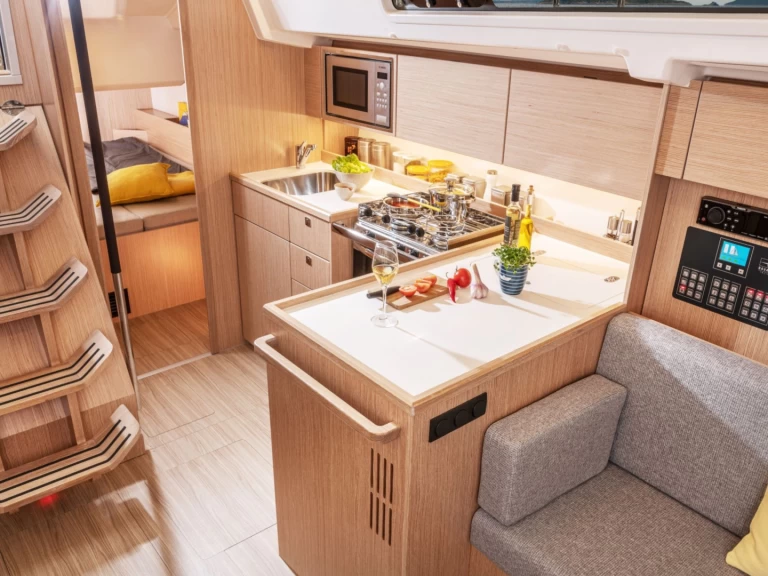 Bootsverleih Bavaria Bavaria C38 Frankreich Samboat