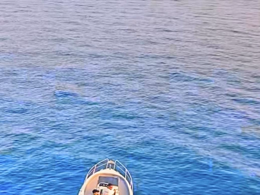 Motorboot mit oder ohne Skipper Bluemax mieten in Comino