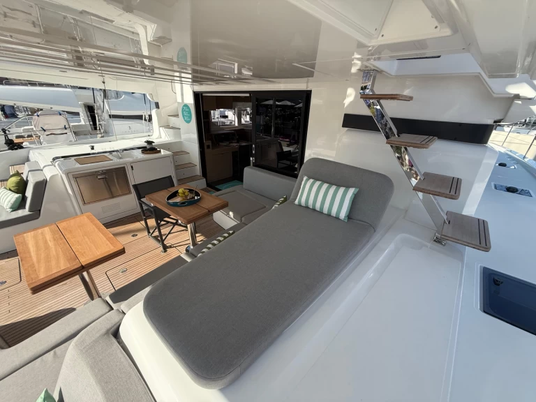 Bootsverleih Lagoon Lagoon 55 Salerno Samboat