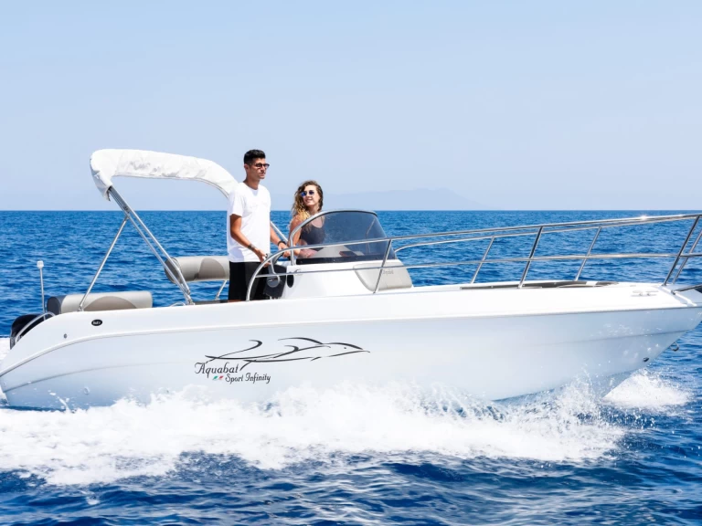 Vermietung Motorboot Aquabat mit Führerschein