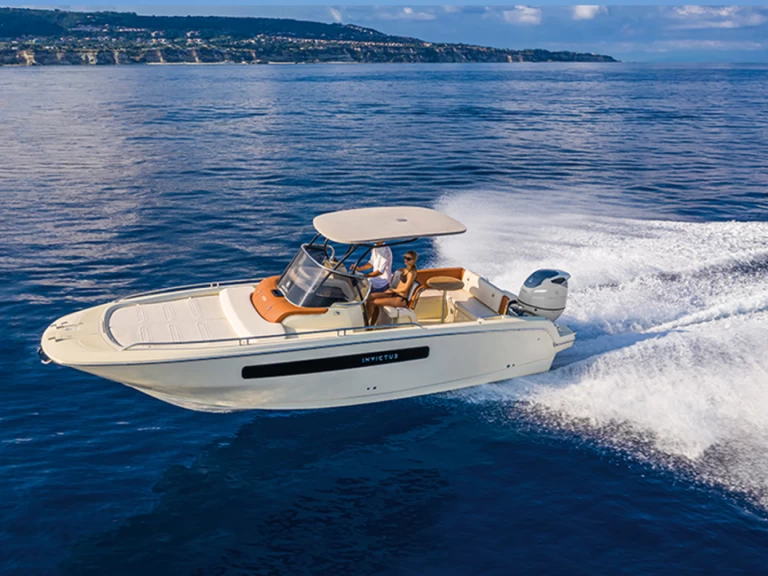 Invictus  Invictus 270 FX mieten Marina de Palamós