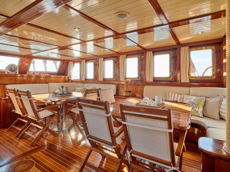 Yacht mit oder ohne Skipper Ege Yat mieten in Termoli