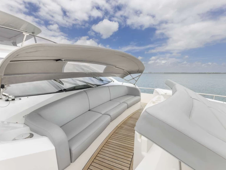 YachtCharter in Bahamas - Sunseeker Helios auf SamBoat
