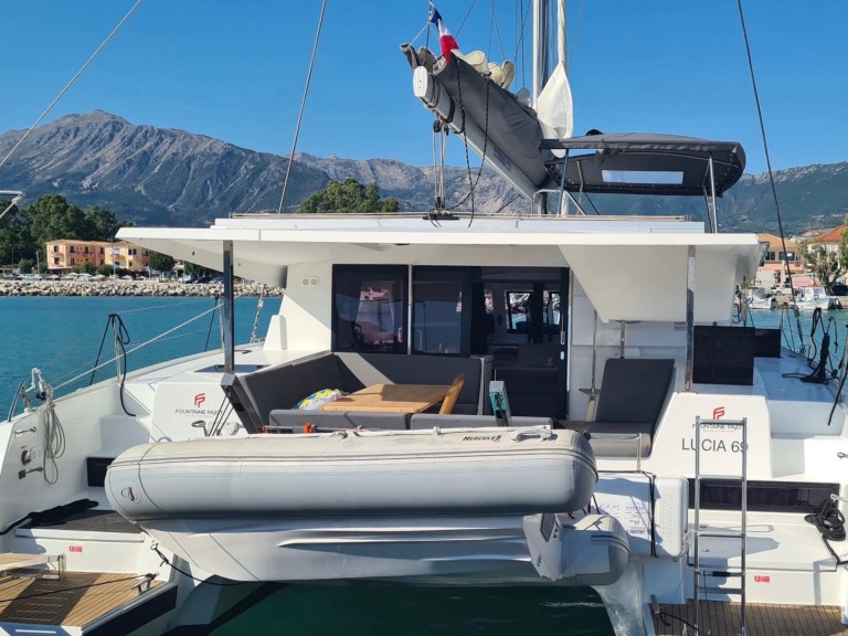 YachtCharter in Ligia - Fountaine Pajot Lucia 40 auf SamBoat