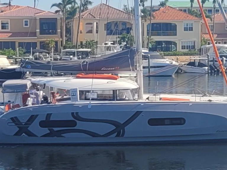 Excess Excess 11 mieten Burnt Store Marina