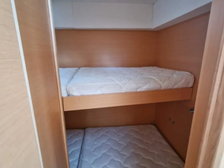 Dufour Dufour Catamarans 48 Sail mieten Palermo