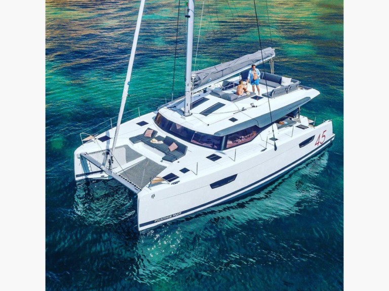 Ein Fountaine Pajot Elba 45 mieten in Palermo
