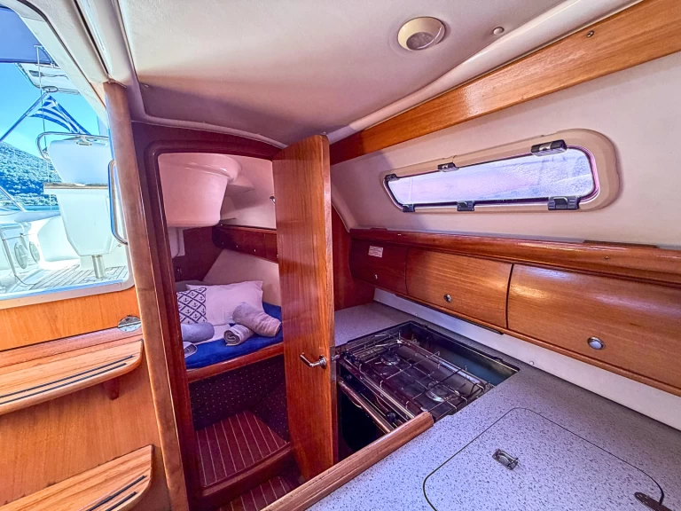 Ein Bavaria Cruiser 32 mieten in Vlycho