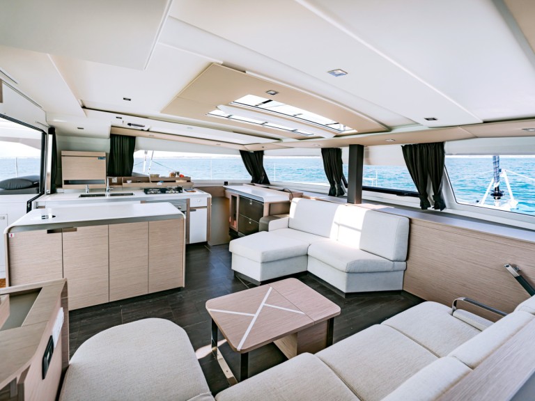 Katamaran mit oder ohne Skipper Fountaine Pajot mieten in Adámas
