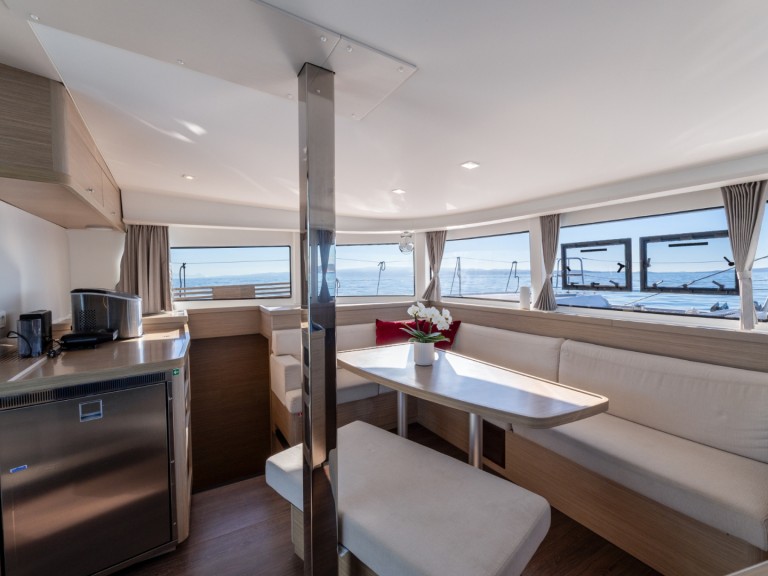 Vermietung Katamaran Lagoon mit Führerschein