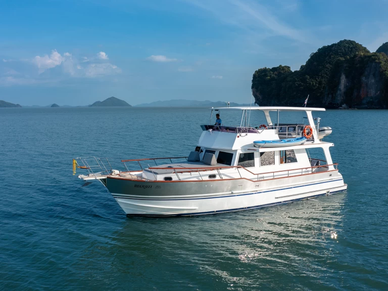 Vermietung Motorboot Grand Banks mit Führerschein