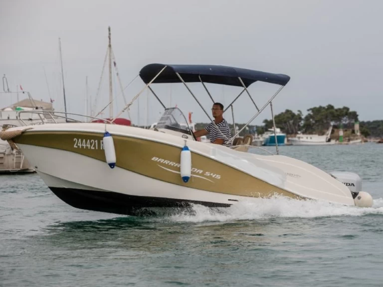 Motorboot mieten in Rab zum besten Preis