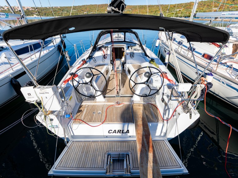 Ein Dehler Dehler 38 SQ mieten in Punat