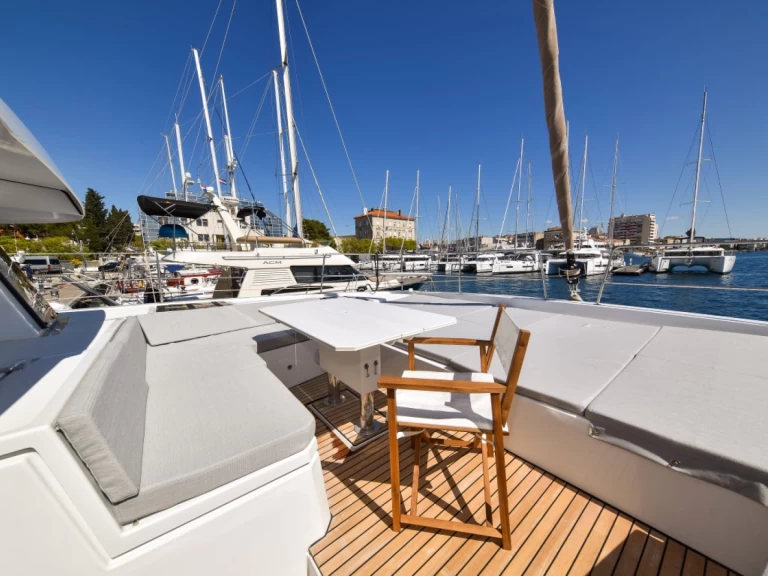 Katamaran mieten in Zadar zum besten Preis