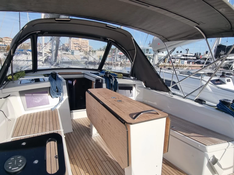 YachtCharter in Golfe-Juan - Dufour Dufour 41 auf SamBoat