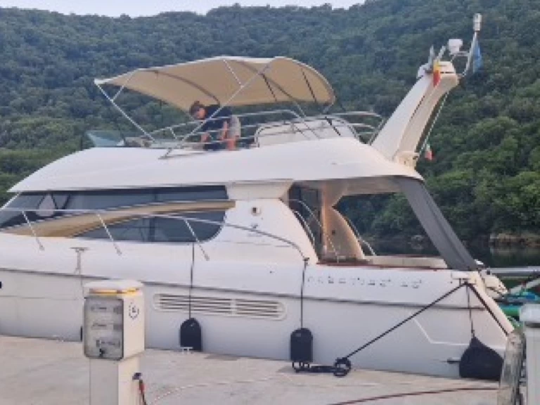 Vermietung Motorboot Jeanneau mit Führerschein