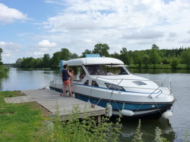 Hausboot mieten in Sablé-sur-Sarthe zum besten Preis